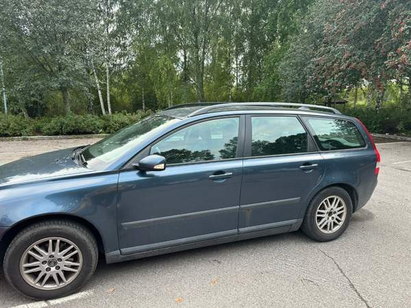Volvo V50 Ярвенпяя - изображение 2
