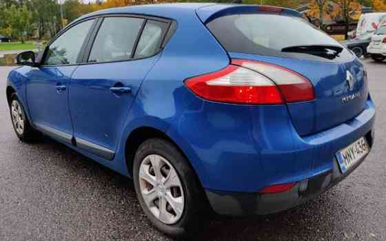 Renault Megane Холлола