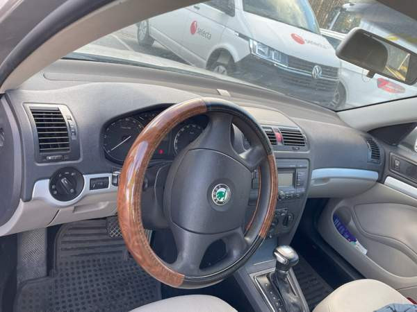 Skoda Octavia Tampere - photo 5