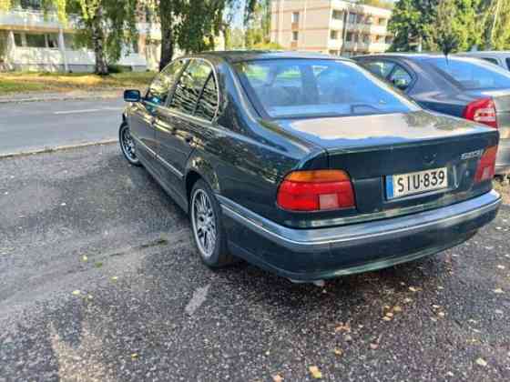 BMW 523 Tampere