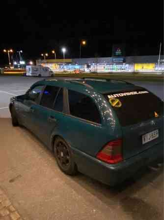 Mercedes-Benz C Коккола