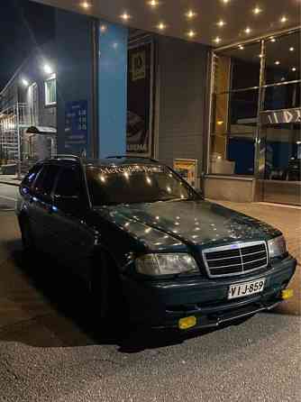 Mercedes-Benz C Коккола