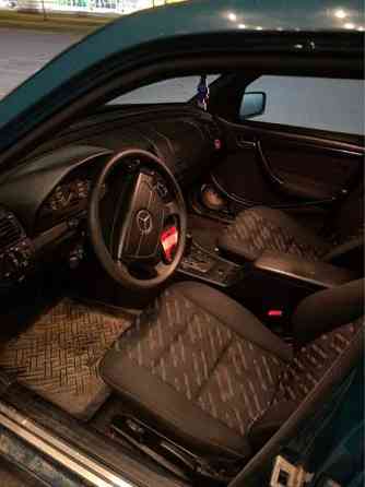 Mercedes-Benz C Коккола