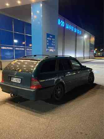 Mercedes-Benz C Коккола