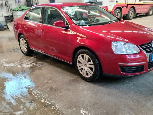 Volkswagen Jetta Рованиеми - изображение 3