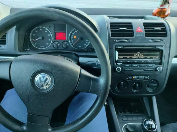 Volkswagen Jetta Рованиеми - изображение 5