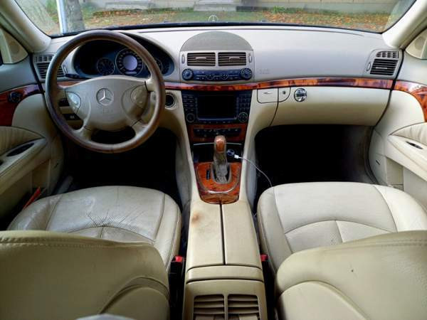 Mercedes-Benz E Sarov - valokuva 2