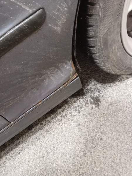 BMW 320 Liperi - valokuva 8