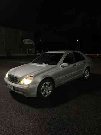 Mercedes-Benz 200 Nokia