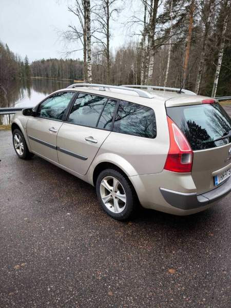 Renault Megane Ловийса - изображение 3