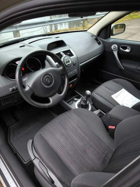 Renault Megane Ловийса - изображение 6