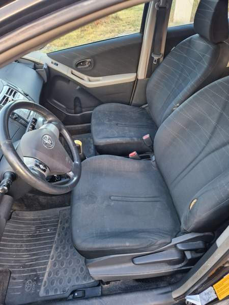 Toyota Yaris Уусикаупунки - изображение 3