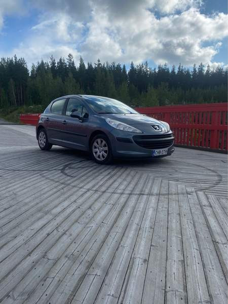 Peugeot 207 Тампере - изображение 1