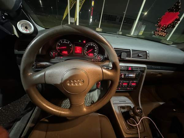 Audi A4 Оулу - изображение 8