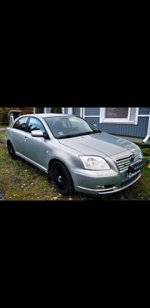 Toyota Avensis Kuopio - valokuva 1