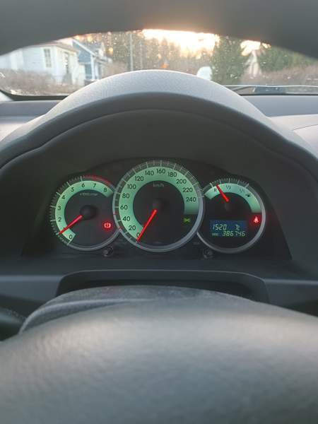 Toyota Corolla Verso Kemin - valokuva 8