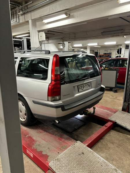 Volvo V70 Nokia – foto 3