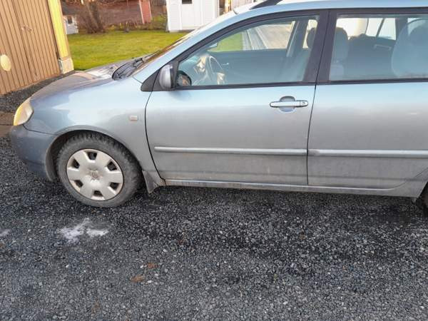 Toyota Corolla Tornio - valokuva 4