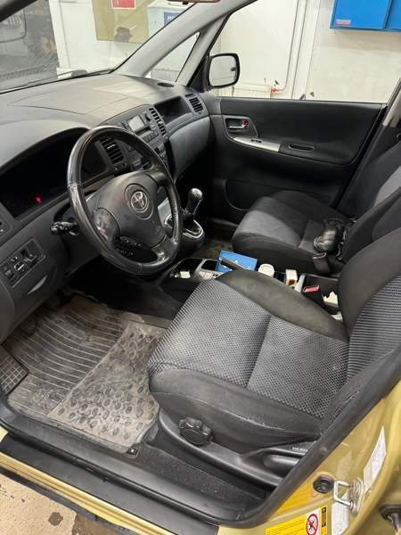 Toyota Corolla Verso Seinäjoki - valokuva 6