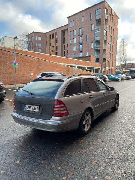 Mercedes-Benz C Киевская область - изображение 3