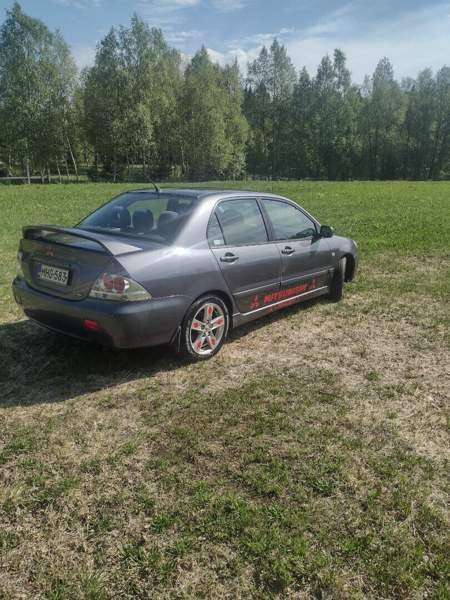 Mitsubishi Lancer Keminmaa - valokuva 4