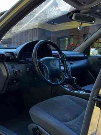 Mercedes-Benz 220 Apatity