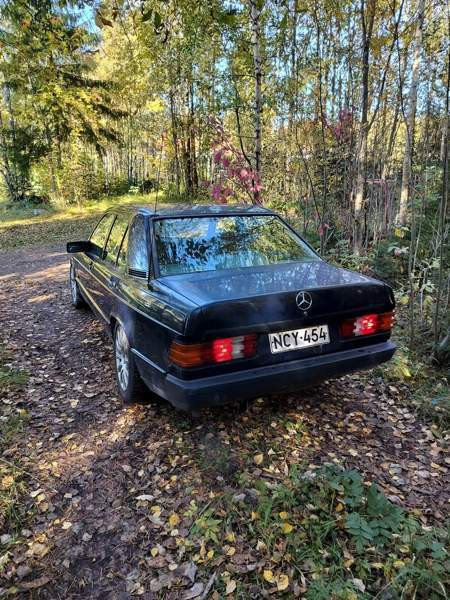 Mercedes-Benz 190 Варкаус - изображение 4