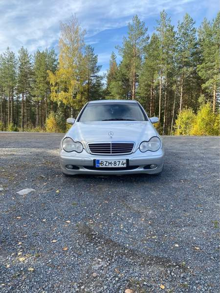 Mercedes-Benz C Сейняйоки - изображение 6