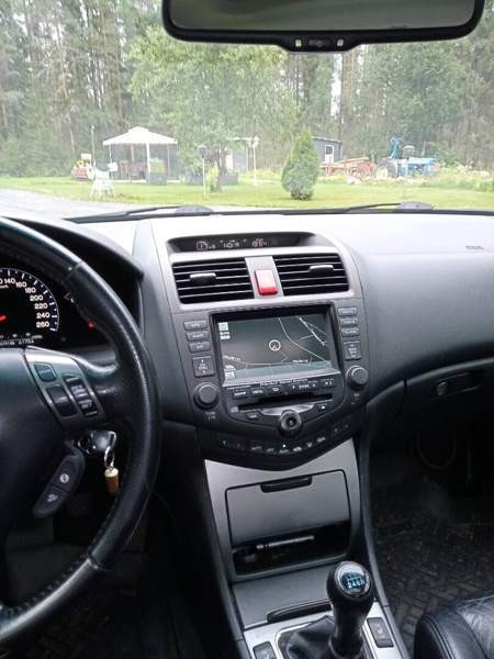 Honda Accord Oulainen - valokuva 8