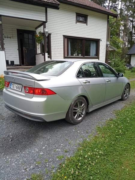 Honda Accord Oulainen - valokuva 3