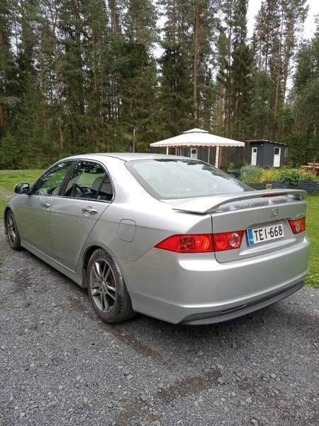 Honda Accord Oulainen - valokuva 6