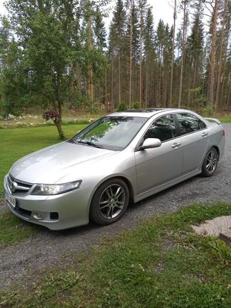 Honda Accord Oulainen - valokuva 1