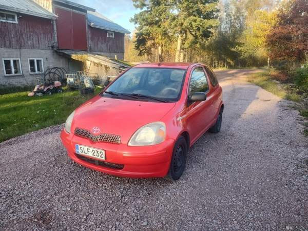 Toyota Yaris Lohja - valokuva 1