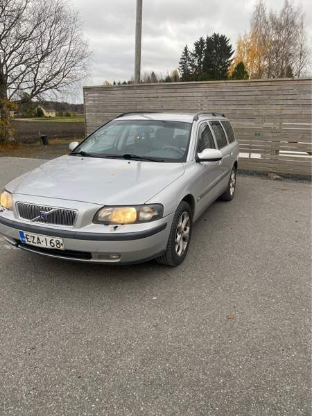 Volvo V70 Laihia - photo 1