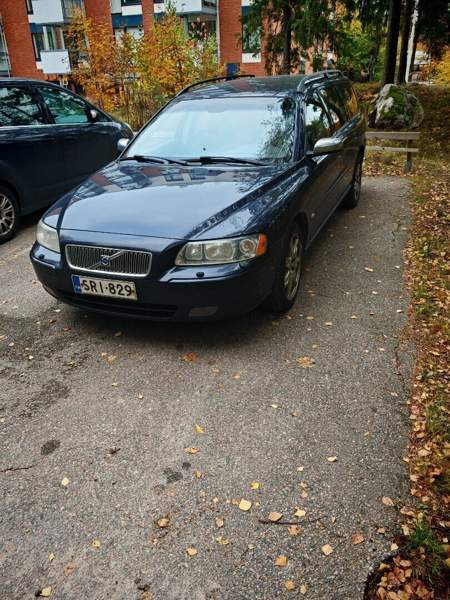 Volvo V70 Vantaa - valokuva 1