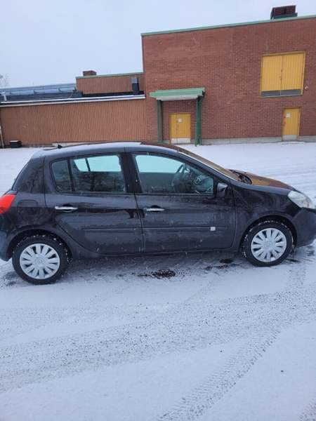 Renault Clio Siilinjaervi - photo 4