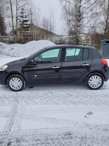 Renault Clio Siilinjaervi - photo 3