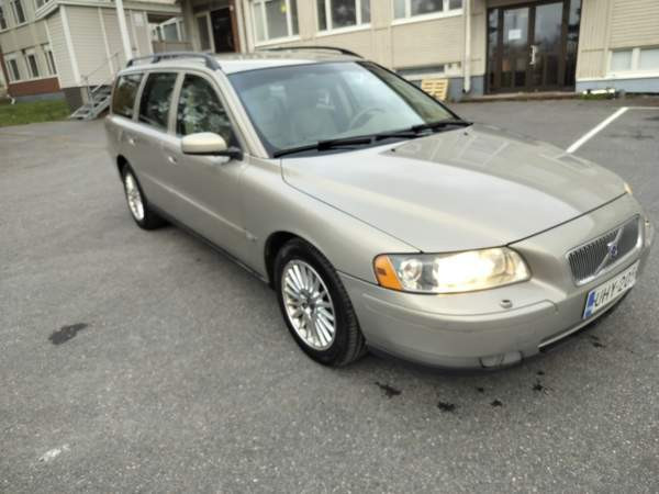 Volvo V70 Yläne - valokuva 2