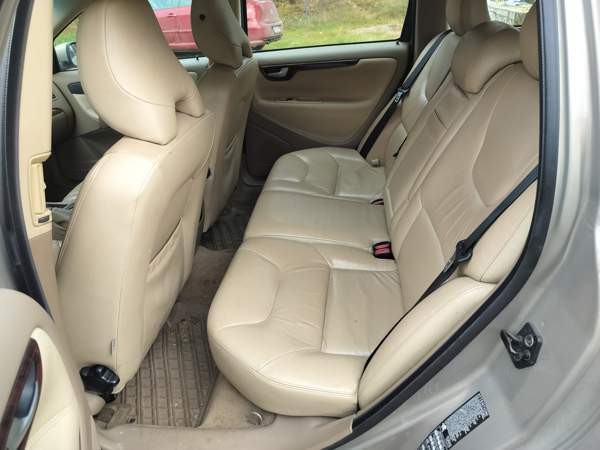Volvo V70 Yläne - valokuva 7
