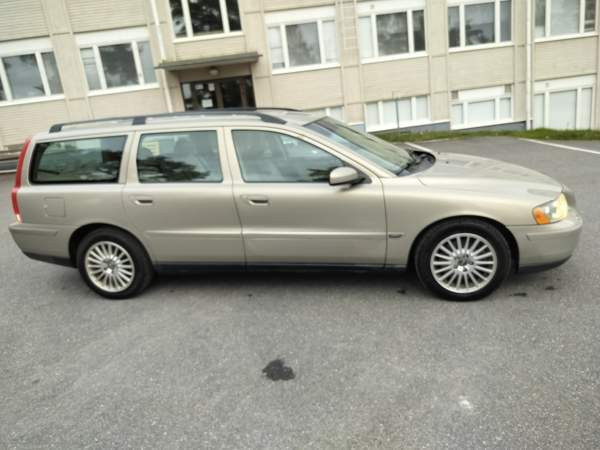 Volvo V70 Yläne - valokuva 3