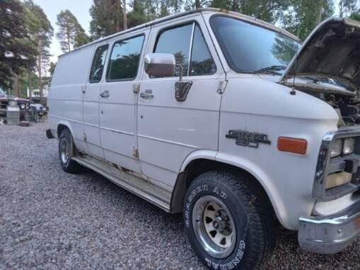 Chevrolet Chevy Van Chukotskiy Avtonomnyy Okrug - valokuva 2