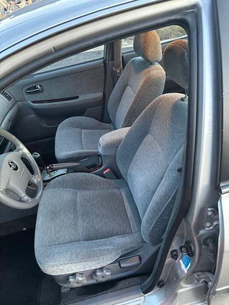 Kia Magentis Glebychevo - valokuva 7