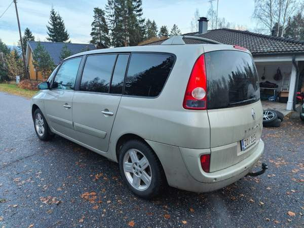 Renault Grand Espace As Salamiyah - изображение 5