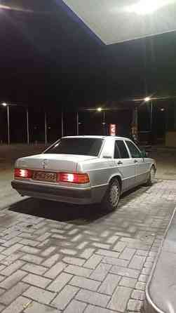 Mercedes-Benz 190 Oulu