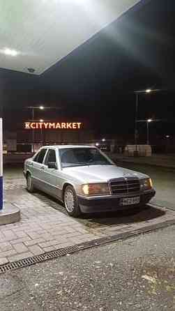 Mercedes-Benz 190 Oulu