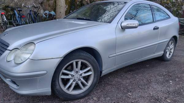 Mercedes-Benz C Turtkul - valokuva 3