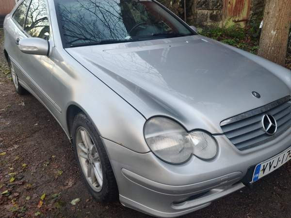 Mercedes-Benz C Turtkul - valokuva 1