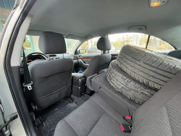 Toyota Avensis Uurainen – foto 8