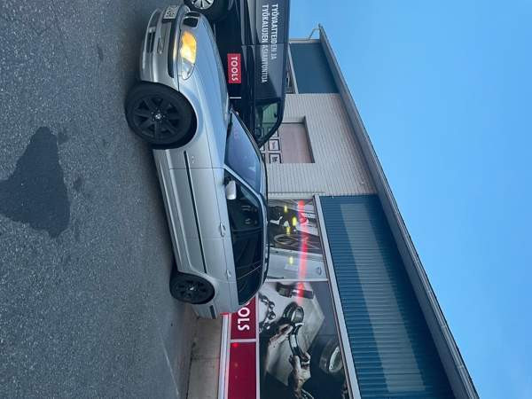 BMW 330 Joensuu – foto 2