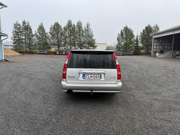 Volvo V70 Töysä - valokuva 5